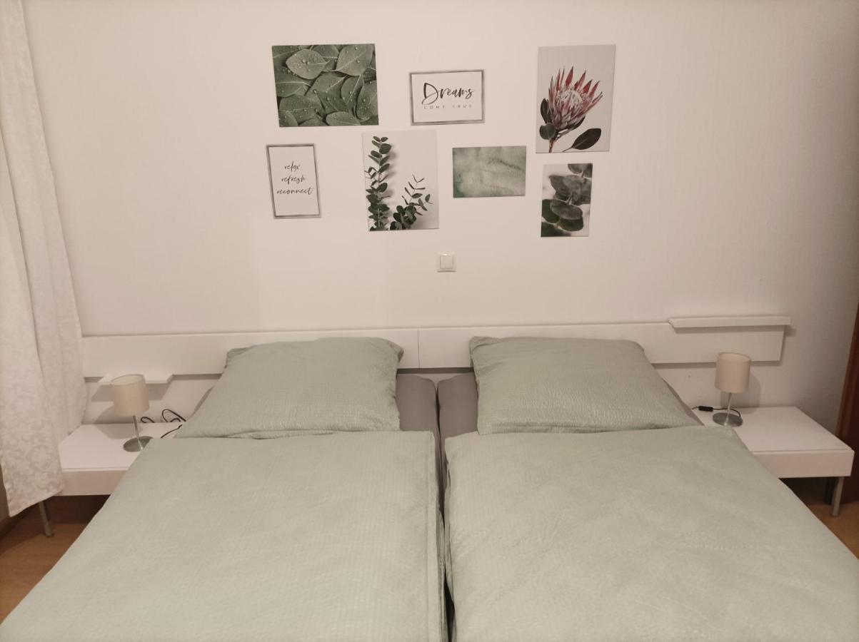 Grosse Ferienwohnung Am Waldrand Schonau  Eksteriør billede